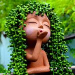 LovTocTic Head Planter, Face Planters, Kissing Girl Flowerpot, Lady Head Flower Pot, Female Kiss Faces Plant Pots, Small Resin Art Succulent Pots for Indoor Outdoor Plants, Kissy Brown