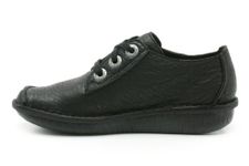 Womens Clark Shoes