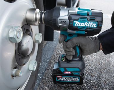Makita 40V Cordless Impact Wrench – High Torque Power Tool