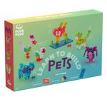 PLUS PLUS Building Blocks Toy - Learn to Build Pets, Includes 250 Colourful Pieces, Baseplate and Inspiring Guidebook, Kids Construction Toys, STEM Learning Resources - Girls and Boys Toys Age 5 Plus