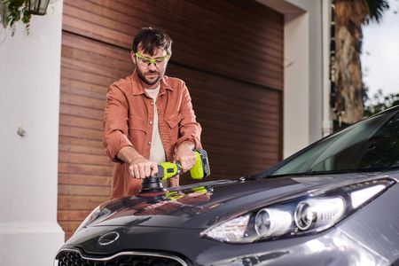 Ryobi 18V Cordless Polisher – Battery Powered Car Buffer