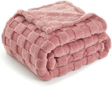 BEDELITE Fleece Blanket Twin Size - Soft and Warm Pink Checkered Throw Blanket, Cozy Fluffy Plush Lightweight Throw Blankets for Couch, Bed, Sofa, 60x80 Inches, BEUSC2S1P1TW