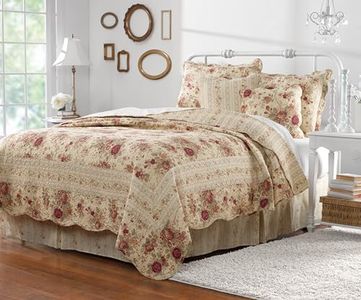 Greenland Home Antique Rose 100% Cotton Heirloom-Quality Quilt Set, Full/Queen (5 Piece), Ecru