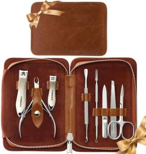 FAMILIFE Manicure Set, Nail Clippers Pedicure Tool, 8 pcs Stainless Steel Manicure Kit Professional Grooming Tool, Nail Kit with Portable Brown Leather Travel Case Luxury Gifts for Men Women