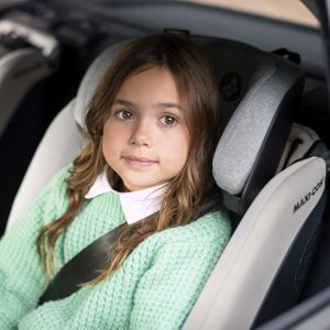 Maxi-Cosi Titan Plus i-Size Car Seat – Adjustable Child Safety Seat
