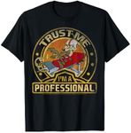 Looney Tunes Wile E. Coyote Trust Me I'm A Professional Short Sleeve T-Shirt