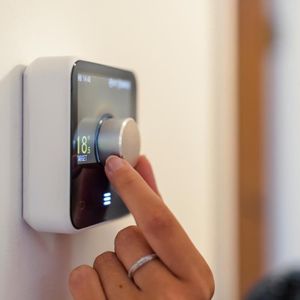 Hive Smart Thermostat for Combi Boiler – Black
