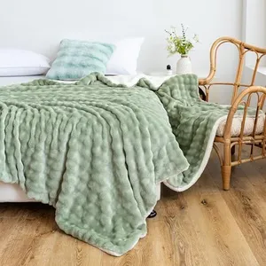 UKELER Sherpa Throw Blanket 50 × 60 inch, 540 GSM Ultra Soft Thick Fuzzy Sherpa Fleece Blanket for All Season, 3D Bubble Warm and Cozy Blanket for Camping Travel Couch Bed Sofa Office, Green