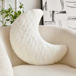 ZCNYCLAM Moon Pillow, Moon Shaped Pillow with Soft Faux Fur for Couch Bed Sofa, Cute Half Moon Pillows with Room Decor for Bedroom Living Room (19 Inches, White)