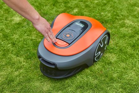 Flymo EasiLife 150 GO Robotic Lawn Mower – Automatic Grass Cutting