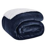 Bedsure Sherpa Fleece Throw Blanket - Fluffy Microfiber Solid Blankets for Bed and Couch Double/Twin Size, Navy Blue, 150x200cm