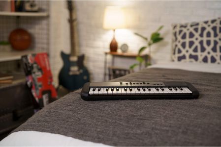 Yamaha PSS-A50 Portable Keyboard – Black