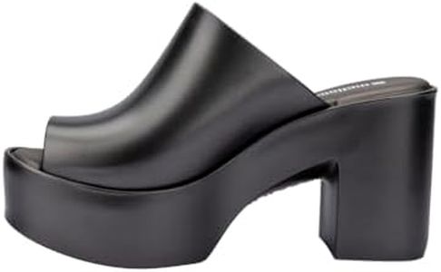 Melissa Mule Hype Metallic Heel - Fashion Sandal for Women - Iridescent Comfortable Mule Style - 9.5cm Heel Height - High-Shine Upper with Bubblegum Scent - Chic and Sophisticated, Dark Silver, 8