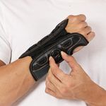 Wrist Brace for Carpal Tunnel & Wrist Pain Relief | Adjustable Wrist Support with Splint for Men & Women | Breathable Compression Brace for Arthritis, Tendonitis, Sprain & Gym | Fits Both Hands | One Size