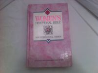 Womens Devotional Bible Classic