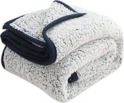 EMME Sherpa Blanket Throw Size Ultra Soft Warm Fuzzy Fleece Throw Blanket Microfiber Cozy Blanket for Couch Sofa Lightweight Fuzzy Thick Reversible Couch Blanket(Navy, 127x152cm)