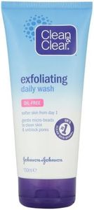 Clean & Clear Exfoliating Daily Wash 150 ml (Pack of 2)