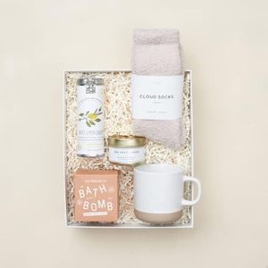 Unboxme Happy Graduation Gift Box For Her | Includes A Custom Card With Your Message | Graduation Gift For Girls | Congratulations Gift for New Job, Promotion, Engagement | Self-Care Package For Best Friend