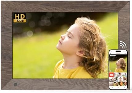 Cornice Digitale WiFi 10,1 Pollice SONVGOO, IPS Touch Screen HD 1280×800 con 32 GB, Sensore di Movimento, Montabile a Parete, Condivisione di Foto Video tramite APP FRAMEO, Marrone Legno