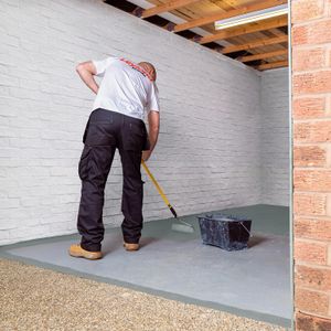 Leyland Trade Heavy Duty Floor Paint, Frigate Grey – 2.5L