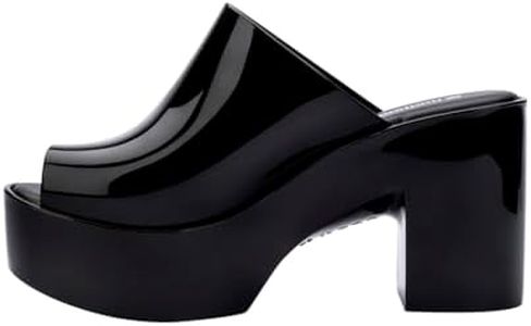 Melissa Mule Hype Heel - Fashion Sandal for Women - Iridescent Comfortable Mule Style - 9.5cm Heel Height - High-Shine Upper with Bubblegum Scent - Chic and Sophisticated, Black, 7