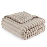 Bedsure Soft Fleece Throw Blanket - Fluffy Cosy Warm Fleece Blanket for Sofa, Bed and Couch, Single, Beige, 130x170 cm