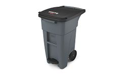 Rubbermaid Commercial 1971944 Brute Step-On Rollout Trash Can, 32 gal/120 L, 37.160" Height, 20.620" Width, Gray