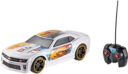 Hot Wheels Remote Control Car, White ZL1 Camaro RC Vehicle with Full-Function Remote Control, Large Wheels & High-Performance Engine, 2.4 GHz with Range of 65 Feet [Amazon Exclusive]