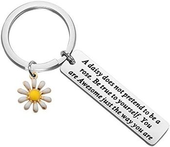ENSIANTH Daisy Jewelry Daisy Lover Gifts Motivational Friendship Gift Flowers Jewelry A Daisy Doesn't Pretend To Be A Rose, Daisy Keychain, Small