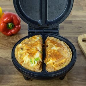 Dual Electric Omelette Maker – Non-Stick Plates, Cool Touch Handle, Ready Light
