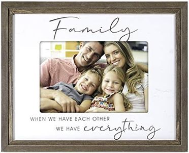 Malden International Designs Cadre photo en bois MDF blanc avec inscription « Family When We Have Each Other We Have Everything » Marron