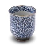 Traditional Japanese Mino Ware Sometsuke Teacup - Floral Pattern, 8 fl oz, Compact Ceramic Tea Cup for Daily Use and Gifts, Ideal for Tea Enthusiasts (Kyoto Komon)