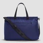 Everlane Weekender