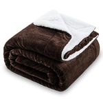 SOCHOW Waffle Sherpa Fleece Throw Blanket, Super Soft Fuzzy Warm, Lightweight Fluffy Reversible Plush Blanket for Bed Sofa Couch, 127cm×150cm Brown