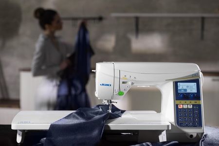 Juki HZL-DX7 Computerized Sewing Machine – Advanced Stitch Options