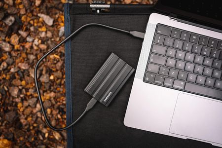 Samsung T7 Shield 4TB Portable SSD – Black