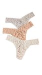 Hanky Panky Women's Signature Lace Original Rise Thongs - One Size - (Pack of 3)