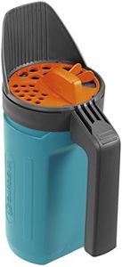 Gardena Small Spreader S Action Grit Container and Hand Spreader Suitable for Sand, Salt and Grit for Sprinkling in Winter, Unique Dosing System, Can Also be Used for Fertiliser and Seeds (3255-30)