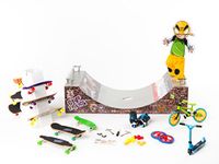 Grip & Tricks Mini Pro Skate Park X-TREM Rider Shop Set | Mini Skatepark for Fingers with Halfpipe Ramp & Skateboard Toys Set | Finger Toys BMX for Xtreme Sports Tricks & Stunts | (Multicolored)