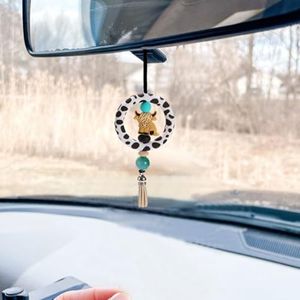 Qpige Highland Cow Car Accessories for Women Men Highland Cow Car Mirror Decor Hanging Cute Rear View Mirror Accessories Gifts for Women (Khaki)