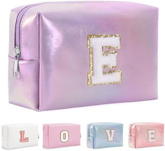 Yintry Bolsa de Maquillaje de Viaje, Bolsa de Chenilla con Letras, Bolsa de cosméticos, Regalos de cumpleaños para Mujeres, Esposas, Damas de Honor, Adolescentes, Organizador de Viajes de Maquillaje
