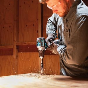 Makita 18V Brushless Drill Driver – Cordless Power Tool
