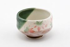 Authentic Japanese Traditional Tea Ceremony Matcha Bowl Chawan Textured Glaze Floral Design Handcrafted in Japan (Momiji)