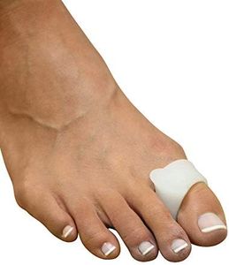 Mars Wellness Gel Toe Separator and Toe Spacers - Bunion, Hammer Toe, Overlapping Toes, Toe Spreader and Toe Corrector for Men and Women - 4 Pack - White Large