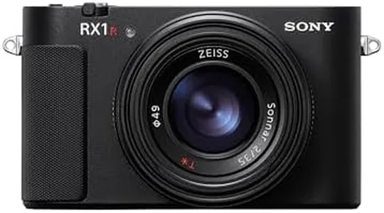 Sony RX1R III Full-Frame Premium Compact Camera Optimized with 61 MP CMOS Sensor, ZEISS® Sonnar T* 35mm F2 Lens, BIONZ XR™ Processor and AI-Based Subject Recognition