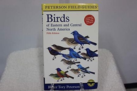 A Peterson Field Guide to the Birds of Eastern and Central North America (Peterson Field Guides)