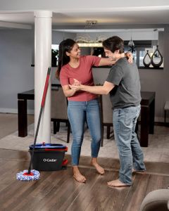 O-Cedar EasyWring Spin Mop – Grey Microfibre Floor Cleaning System