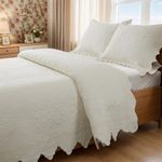 Brandmream Queen Quilt Set Cotton Cream White Queen Quilted Bedding Set Luxury Farmhouse Matelasse Bedding Scalloped Bedspreads 3-Piece