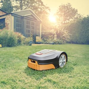 LawnMaster L10 Robotic Lawnmower – Auto Mower with Dock, 400m², 18cm Cut