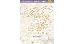 The Wedding & Love Fake Book: Over 400 Songs for Piano, Vocal, Guitar, Electronic Keyboard and All "C" Instruments